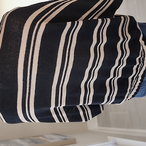 New Sadie &Sage top - Picture 6 of 8